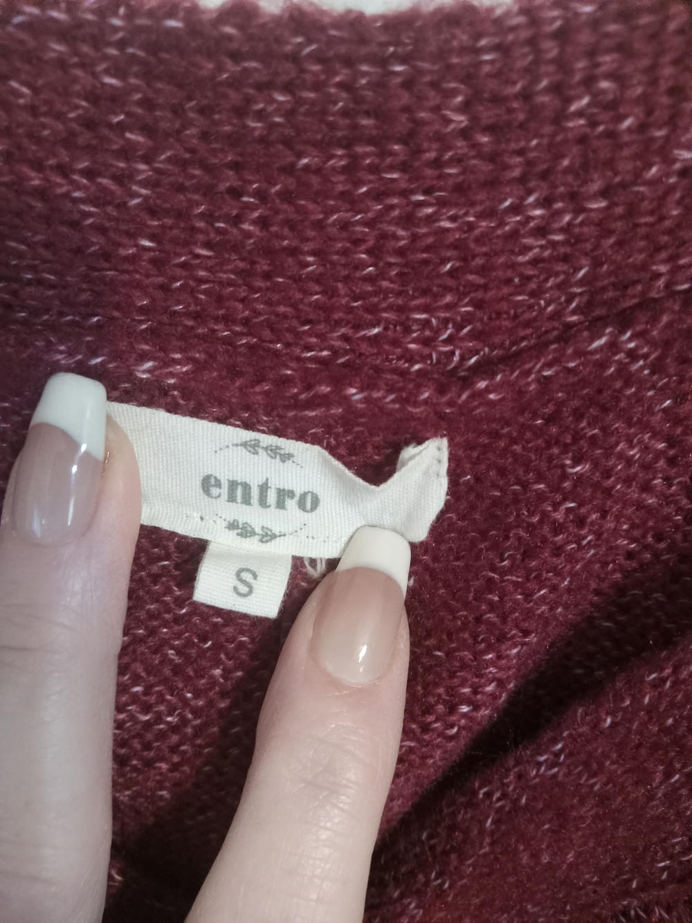 entro Cold-Shoulder Cardigan Sweater in Raspberry - Picture 3 of 3